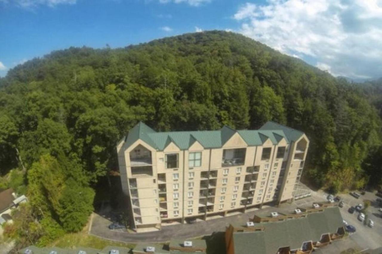 Gt307 Romantic Condo Downtown Gatlinburg & Pool Eksteriør billede