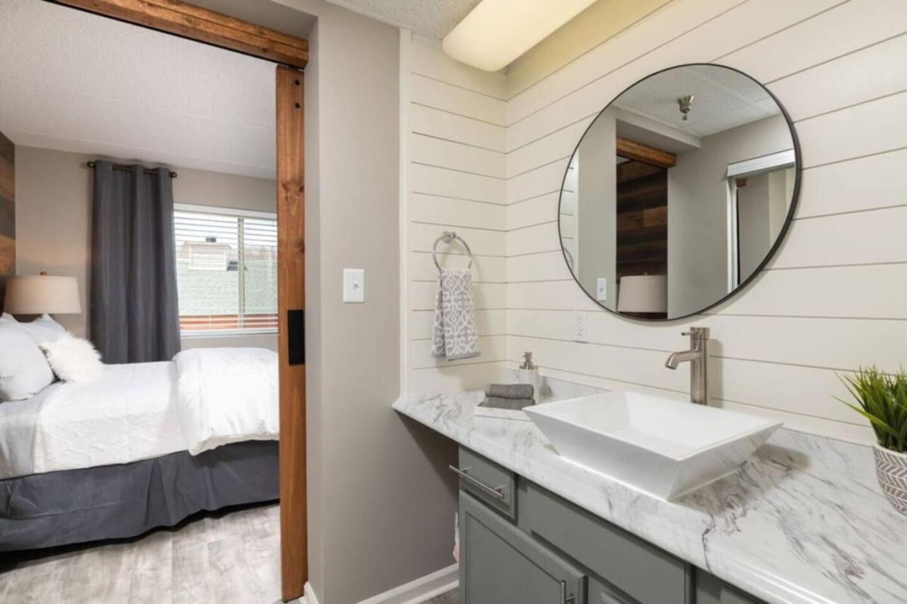 Gt307 Romantic Condo Downtown Gatlinburg & Pool Eksteriør billede